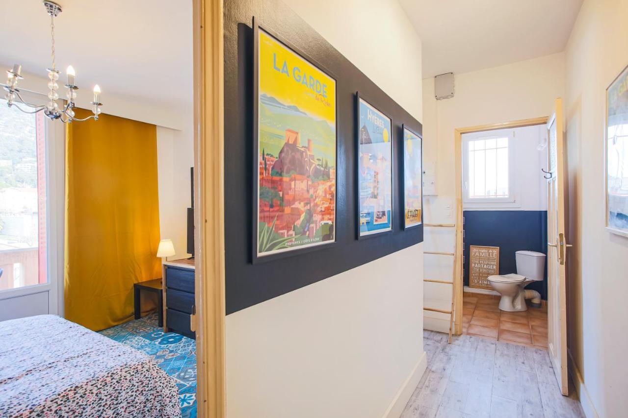 Apartment #4 Centre, Balcon, Vue Sur Corniche, Lumineux, Au Calme, Stationnement Facile & Gratuit Toulon