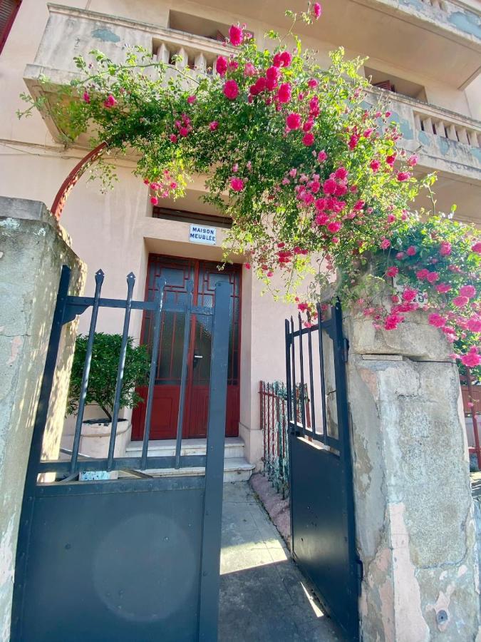 #4 Centre, Balcon, Vue Sur Corniche, Lumineux, Au Calme, Stationnement Facile&gratuit *